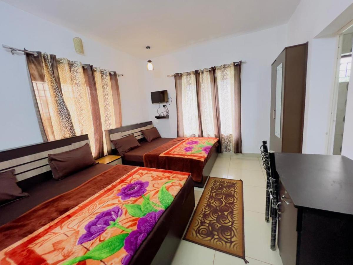 Sky Blue Resort Утакаманд Экстерьер фото