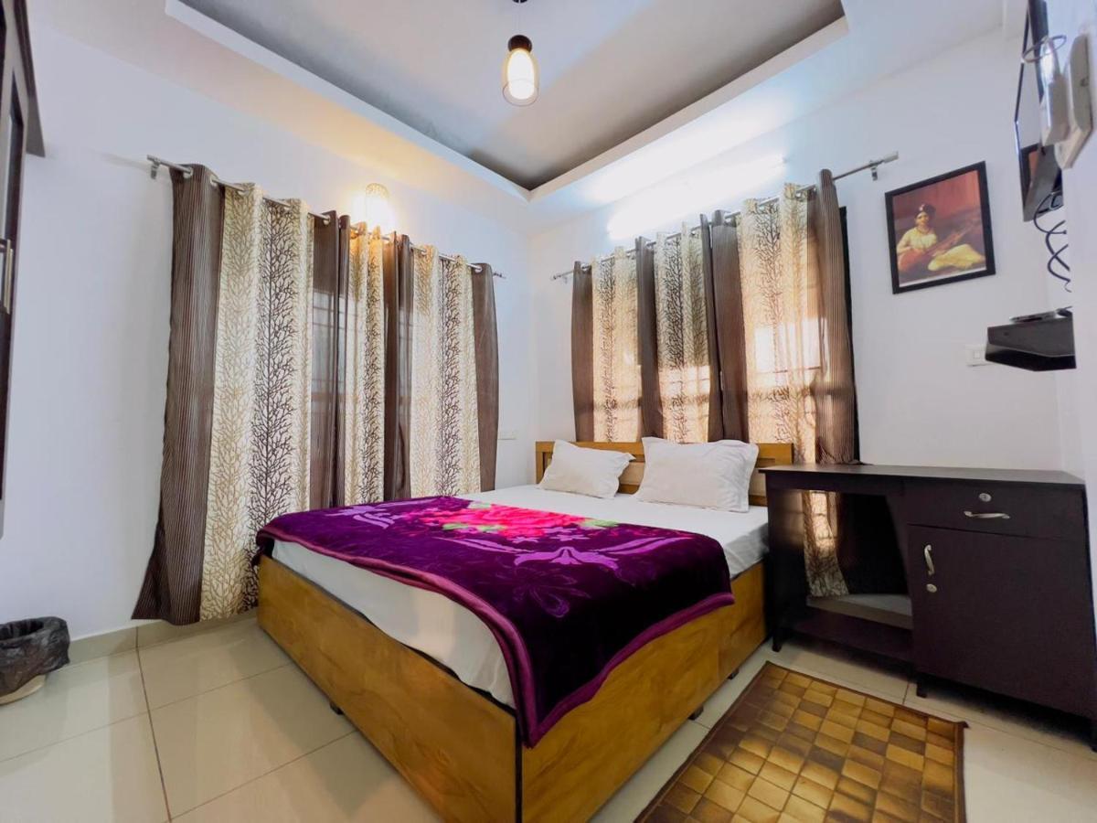 Sky Blue Resort Утакаманд Экстерьер фото